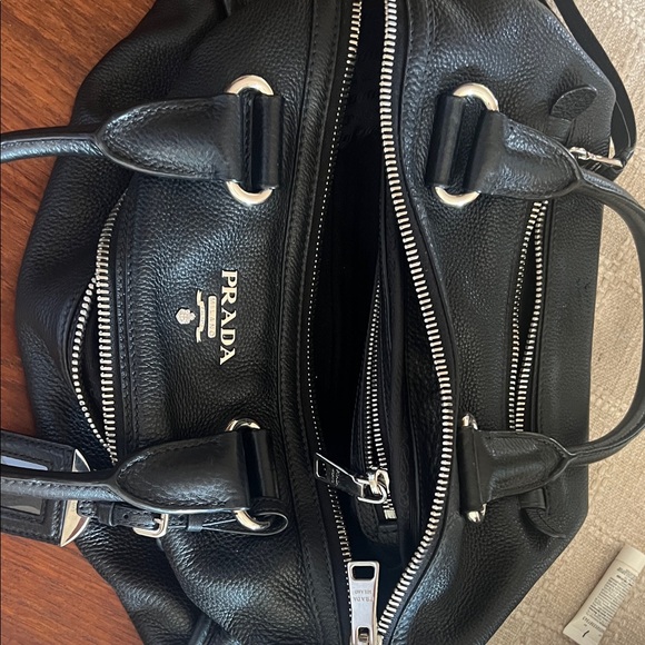 Prada Black Leather Shoulder Bag - Picture 5 of 7